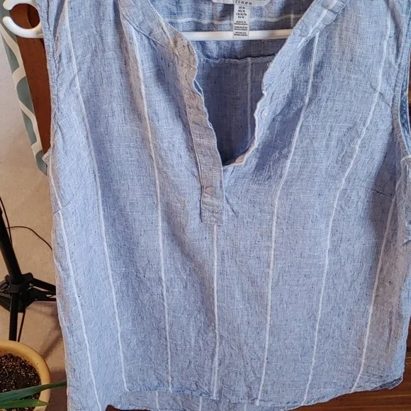 💚ELLEN TRACY SLEEVELESS LINEN TOP - Picture 3 of 7